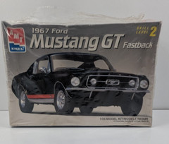 NEW AMT 1967 Ford Mustang GT Fastback 1:25 Model Kit