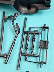 Revell AMT Ertl Monogram MPC 1/25 Model Part Ford Taurus Chassis Floorpan Frame
