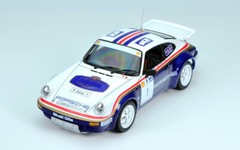 Platz Nunu 1/24 Racing PORSCHE 911 SC RS 1984 Oman Rally Plastic Model Kit