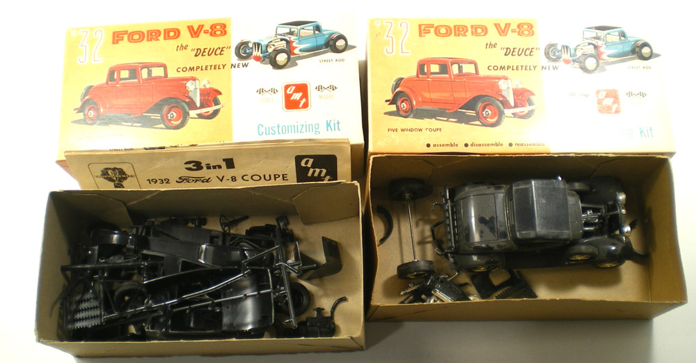 AMT TWO Ford ’32 ford V-8 the “deuce” competition coupes 3 in 1 customizing kits