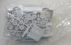AMT ERTL 1967 CHEVY CHEVROLET CAMARO Z28 1/25 SCALE MODEL CAR KIT 6638 1995