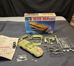 Palmer 1973 VETTE / Corvette 454 Convertible Model Kit 7311-100 Incomplete!!