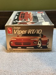 AMT Ertl Dodge Viper RT/10 1:25 Model Kit 6808 Open Box Complete 1992