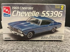 1:25 AMT ERTL MODEL KIT 1969 CHEVROLET CHEVELLE SS396 SEALED SKILL-2 UTM