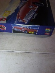 A11A AIRFIX 1975 MGB CONVERTIBLE 1/24 MODEL Kit 07401 Sealed