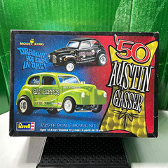Revell ’50 Austin Gasser Plastic Model Kit 1:25 w/ Decals 85-2090