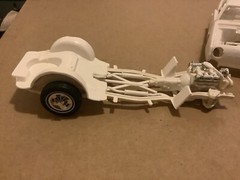 1 25 scale model parts Avanti Partially Built Body Chassis Engine No Box
