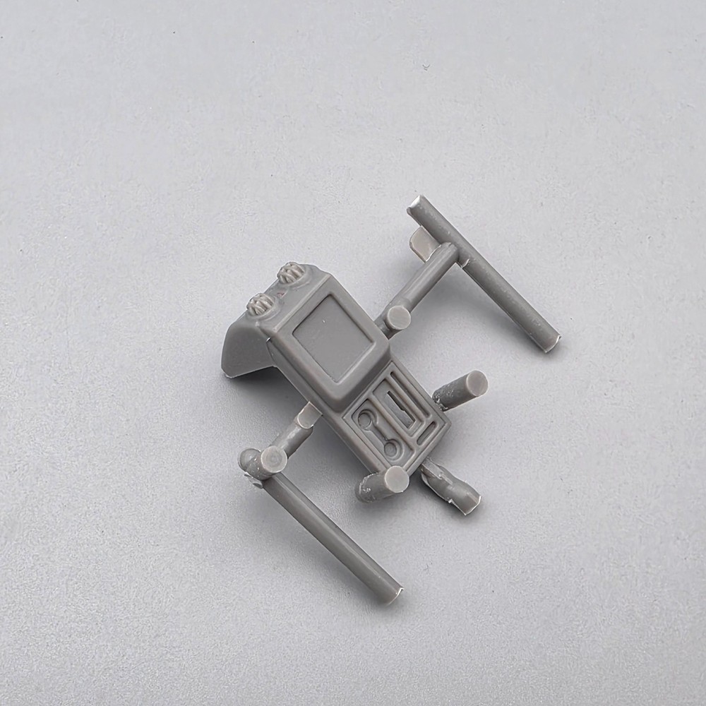 Revell 1/25 Hummer H2 Parts Kit Bash Center Console