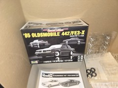 Vintage Sealed Parts Bags Revell 1985 Oldsmobile 442/FE3-X 1:25 Car Model Kit