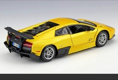 Bburago 1:24 Lamborghini Murcielago LP670-4 SV Diecast Model Car – Alloy Sports