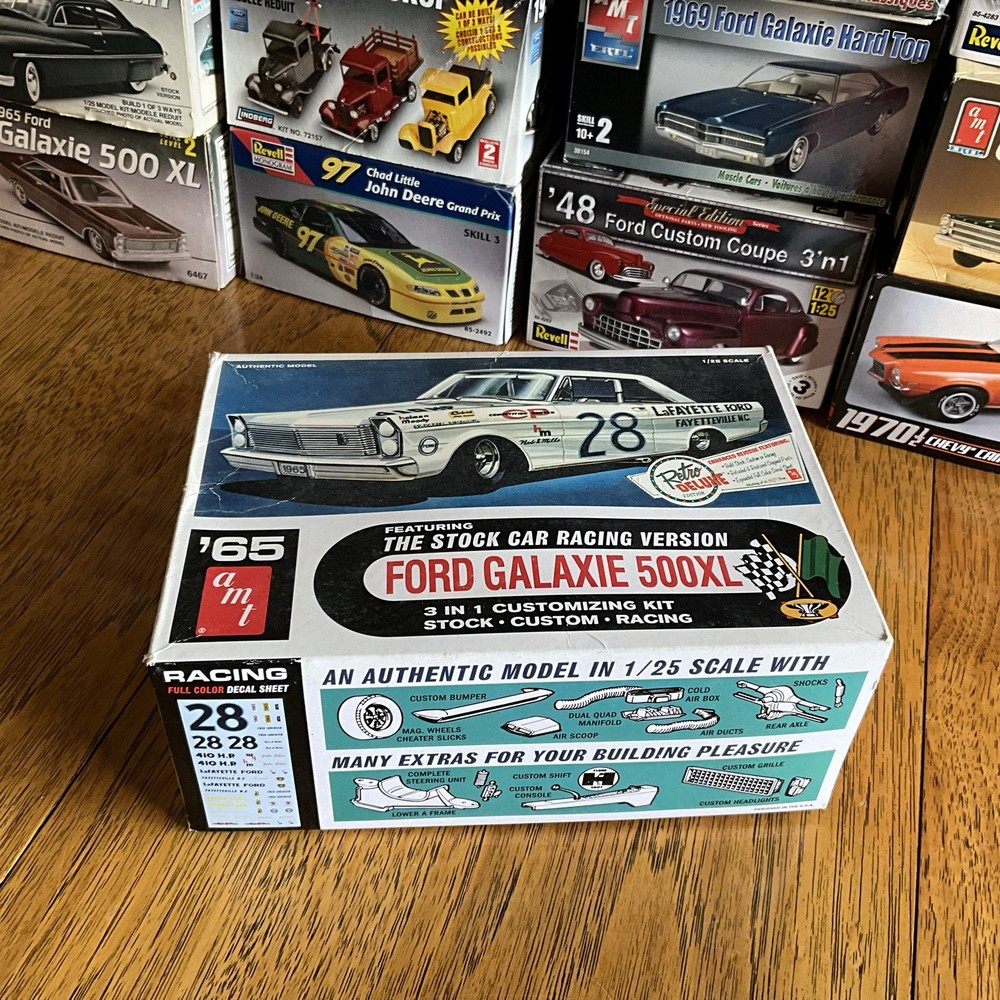 AMT ’65 Ford Galaxie 500XL 3-in-1 Kit Stock Car INCOMPLETE Missing Decals