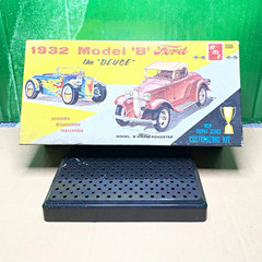 AMT 3 in 1 1932 Model ‘B’ Ford Roadster Customizing Kit No.132 w/ Decals