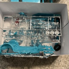 AMT 1957 Chevy Bel Air Model Car Scale 1:25 – Blue/White
