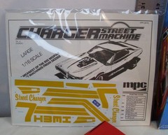 MPC 1972 DODGE CHARGER STREET MACHINE CAR MODEL KIT 1:16 6420 1989