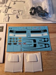 Monogram 1969 Dodge Super Bee 440 Six Pack 1/24 Scale Plastic Model Kit (B255)