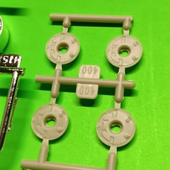 Off Road Tires Rims 1971 Ford F-250 Custom 4×4 Pickup Truck Lifted Moebius 1/25
