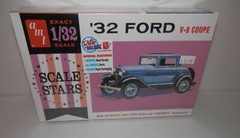 AMT 1:32 ’32 Ford V-8 Coupe #AMT1181/12 NIB