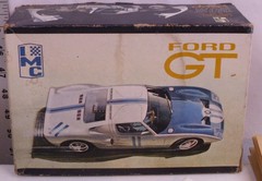IMC FORD GT RACE CAR MODEL 1:25 BUILT UP BOXED #104-200