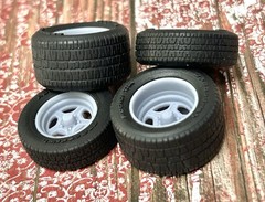 1/24 Scale: 15-inch “Billet Street Lites” Resin Wheels W/ Wide Rear Tires