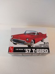 New AMT 1:25 1957 Ford Thunderbird T-Bird Convertible 3-in-1 Model Kit AMT1397