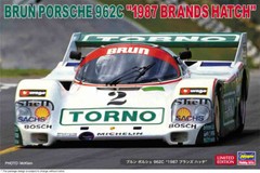 Hasegawa 1/24 Brun Porsche 962C “1987 Brands Hatch” Plastic Model kit
