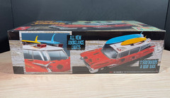 AMT – 1959 CADILLAC AMBULANCE “SURF SHARK” 1:25 SCALE KIT #1242 – FACTORY SEALED