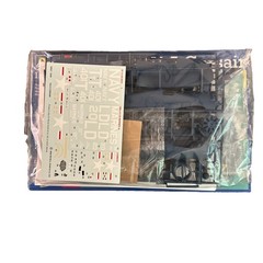 Revell Vought F4U-5 Corsair 04527 1:48 Model Plane Kit New Old Stock