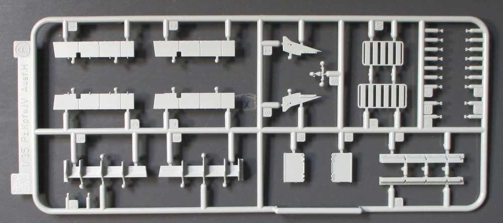 Cyber Hobby 1/35th Scale Panzer IV H w/88 Flak – Parts Tree P from Kit No. 6667