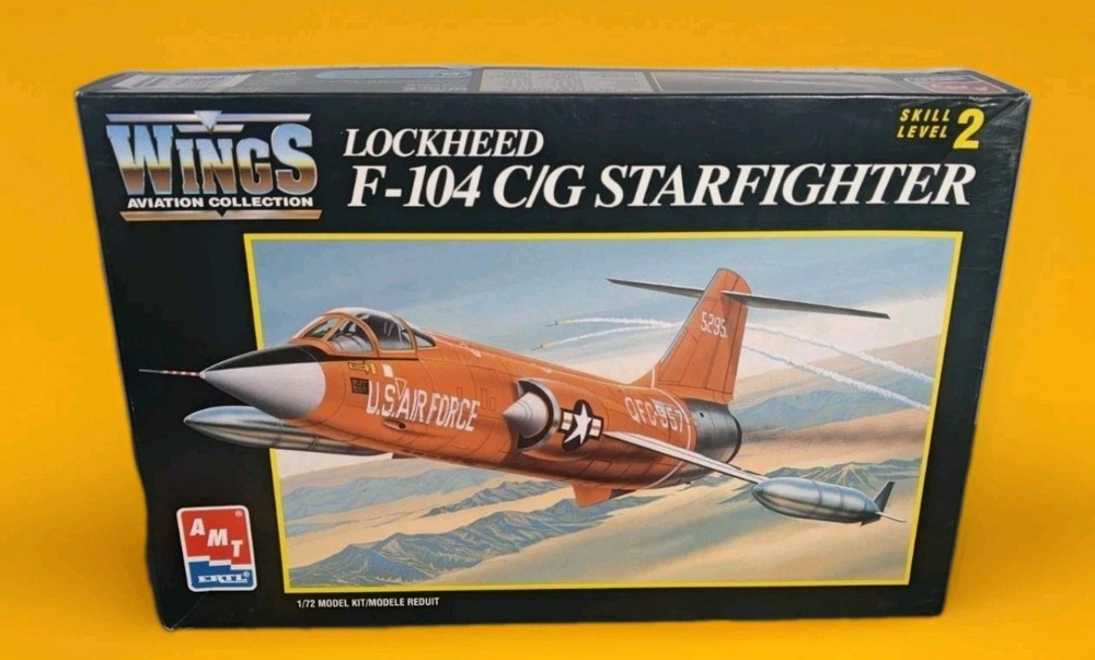 AMT ERTL MODEL KIT 1/72 SCALE LOCKHEED F-104 C/G STARFIGHTER AIRPLANE 8759