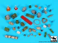 Black Dog 1/35 US Modern Soldier’s Equipment and Diorama Accessories Set T35222