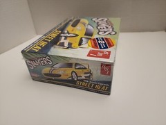 AMT Snapfast Slammers Street Heat 1998 Chrysler Concorde Plastic Model Kit #1227