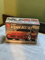 AMT Ertl Dodge Viper RT/10 1:25 Model Kit 6808 Open Box Complete 1992