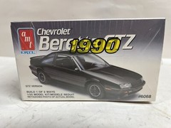 1/25 Chevrolet Beretta GTZ 1990 Car Model Kit # 6068 New AMT ERTL