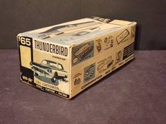 AMT 1965 Ford Thunderbird HT 1/25 Scale Model Kit – Nice Unbuilt Kit, Rough Box