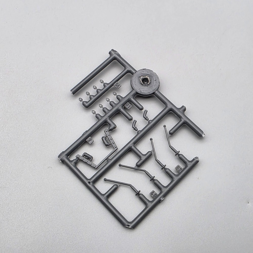 Testors Italeri 1/35 Sd.Kfz. 234/2 Puma Parts Pieces Lot 6