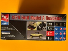 1929 FORD MODEL A ROADSTER MODEL KIT AMT ERTL 1/25 SCALE STARTED HAS EXTRA PARTS