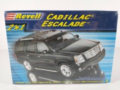 Cadillac Escalade 2 ‘n 1 Stock or Custom SUV Revell 1:25 Model Kit # 85-2189