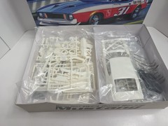 AMT Original Art Series Warren Tope 1973 Road Racing Mustang 1:25 Kit AMT896/12