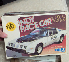 MPC Pontiac Indy Pace Car Turbo Firebird 1:25 Unassembled Plastic Kit 1-0761