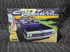 Moebius Models 1961 Pontiac Ventura 1:25 Model Kit #1211. NIB!!!!