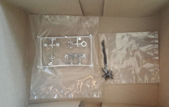 Revell Jeep Wrangler Rubicon 1:25 Scale Plastic Model Kit 85-4501 – Opened Box