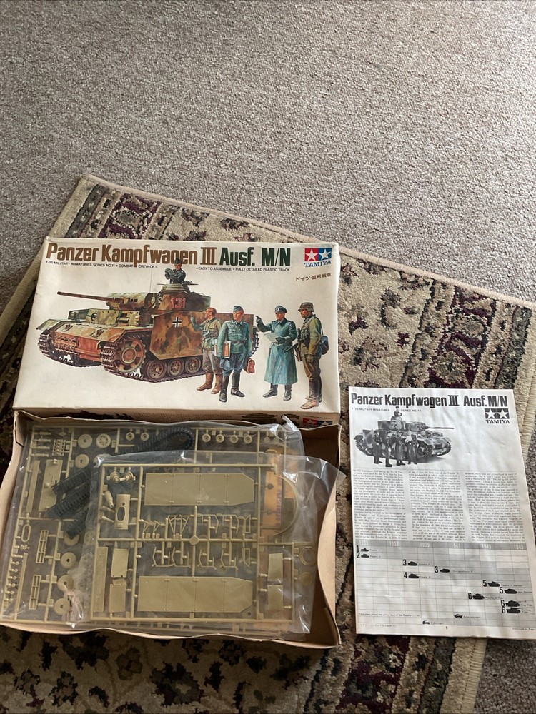 Tamiya 1/35 Panzer Kampfwagen III Ausf. M/N Model Kit Open Box Vintage