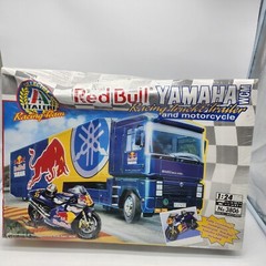 Italeri 2001 1/24 Red Bull Yamaha Racing Truck & Trailer with Motorcycle 