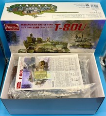 Amusing Hobby AH 35A060 1/35 Russian Main Battle Tank T-80U Full interior kit
