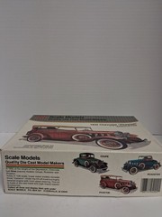 JLE Scale Models 1:20 Scale 1932 Chevrolet “Phaeton” Diecast Model Kit 4002