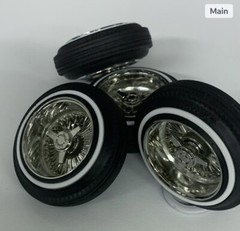 1:10 13” Chrome Real Steel Wire Wheels And 3 Prong Knock Offs on 520’s For RC