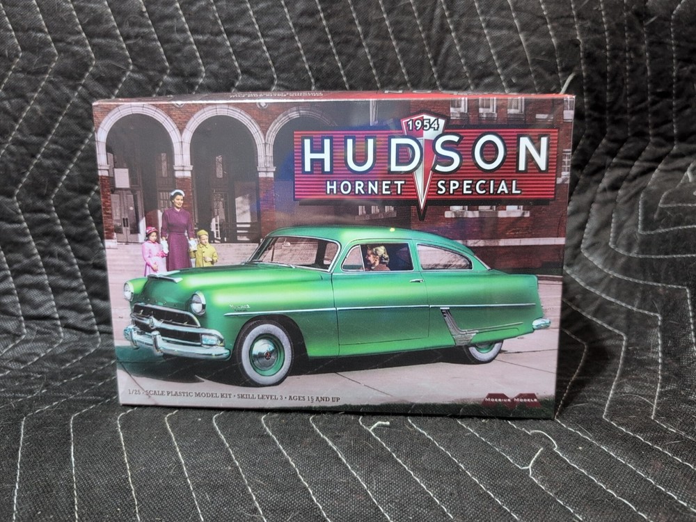 Moebius Models 1214 1/25 Scale 1954 Hudson Hornet Special, NIB!!!