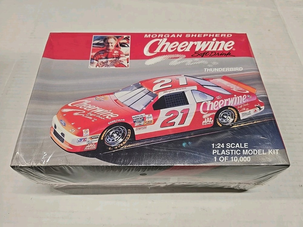 Monogram Morgan Shepherd Thunderbird Model Kit 1/24 Sealed 1994 READ DESCR