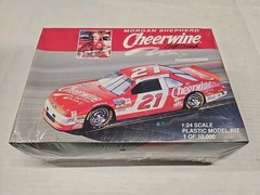 Monogram Morgan Shepherd Thunderbird Model Kit 1/24 Sealed 1994 READ DESCR