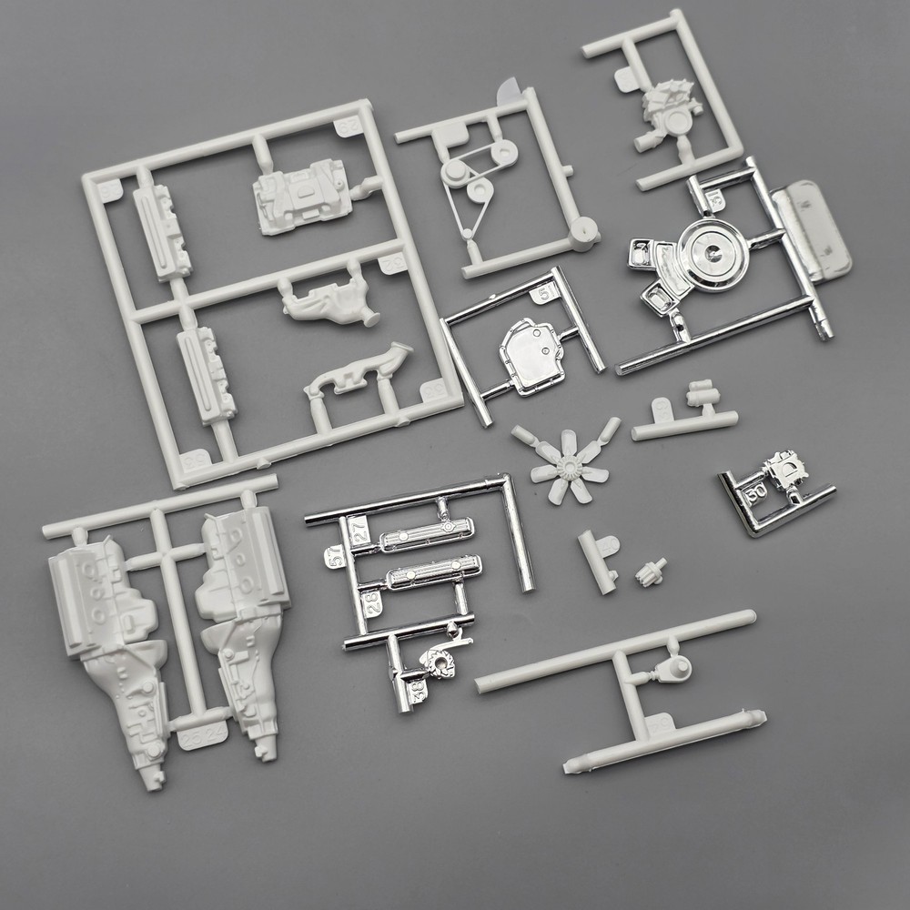 Revell Monogram 1/24 1970 70 Buick GSX Parts Kitbash Engine Motor Chrome
